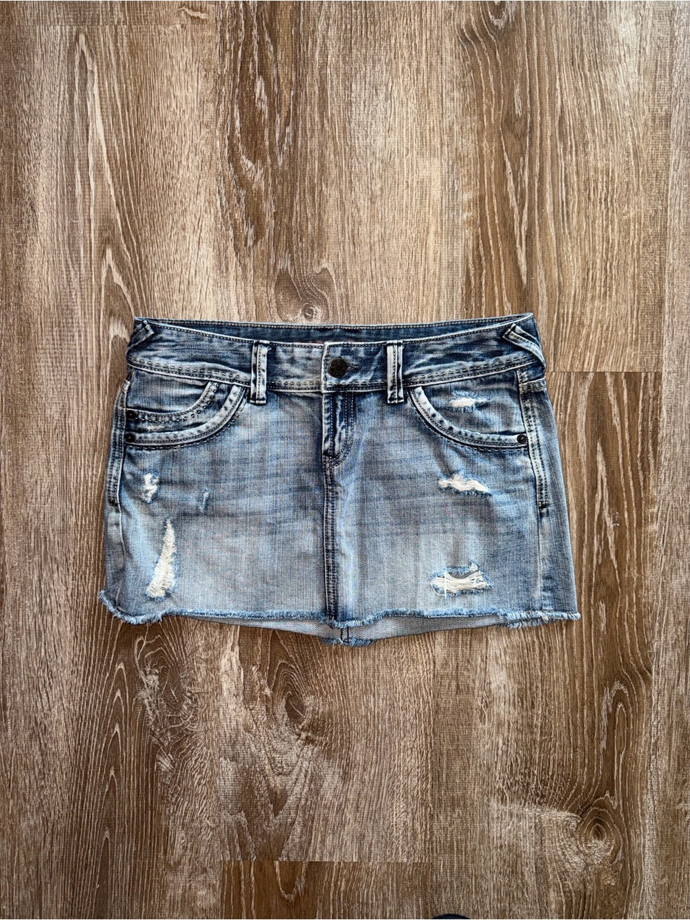 Vintage Y2K Women’s Distressed Light Blue Denim Mini Skirt
